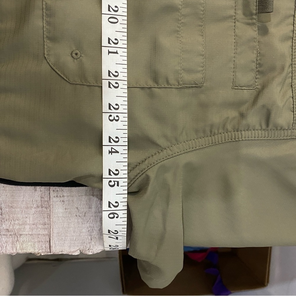 Reel Legends Performance Vented Button Up Fishing… - image 10